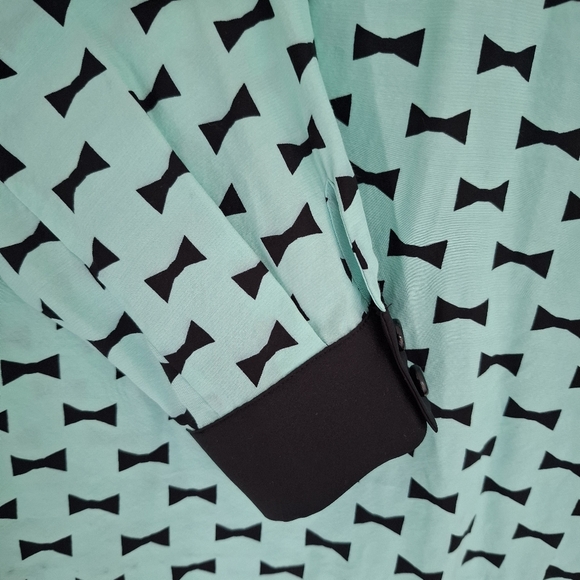 Kate Spade Isadora Mint Green And Black Silk Top Size 2 - Picture 5 of 9
